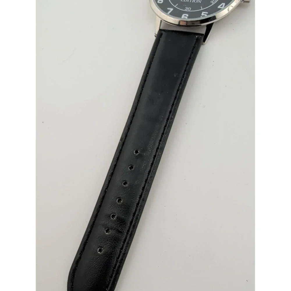 Eiger Sports Edition Men's Watch 41mm Silver Case Black Band- New Battery